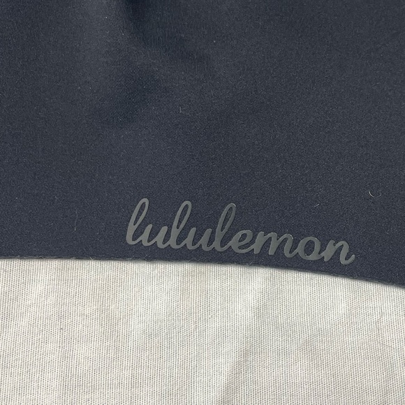 NWOT Lululemon bra - Picture 4 of 5
